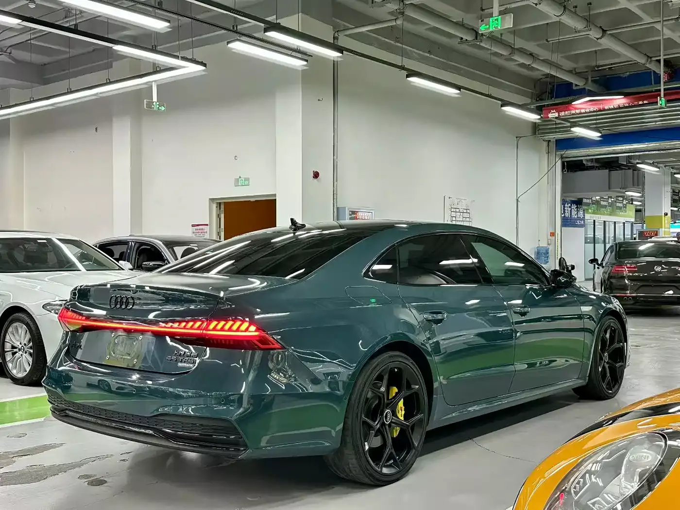 Audi A7L 2022 55 TFSI quattro S-line edition one Pioneer Edition фото 9