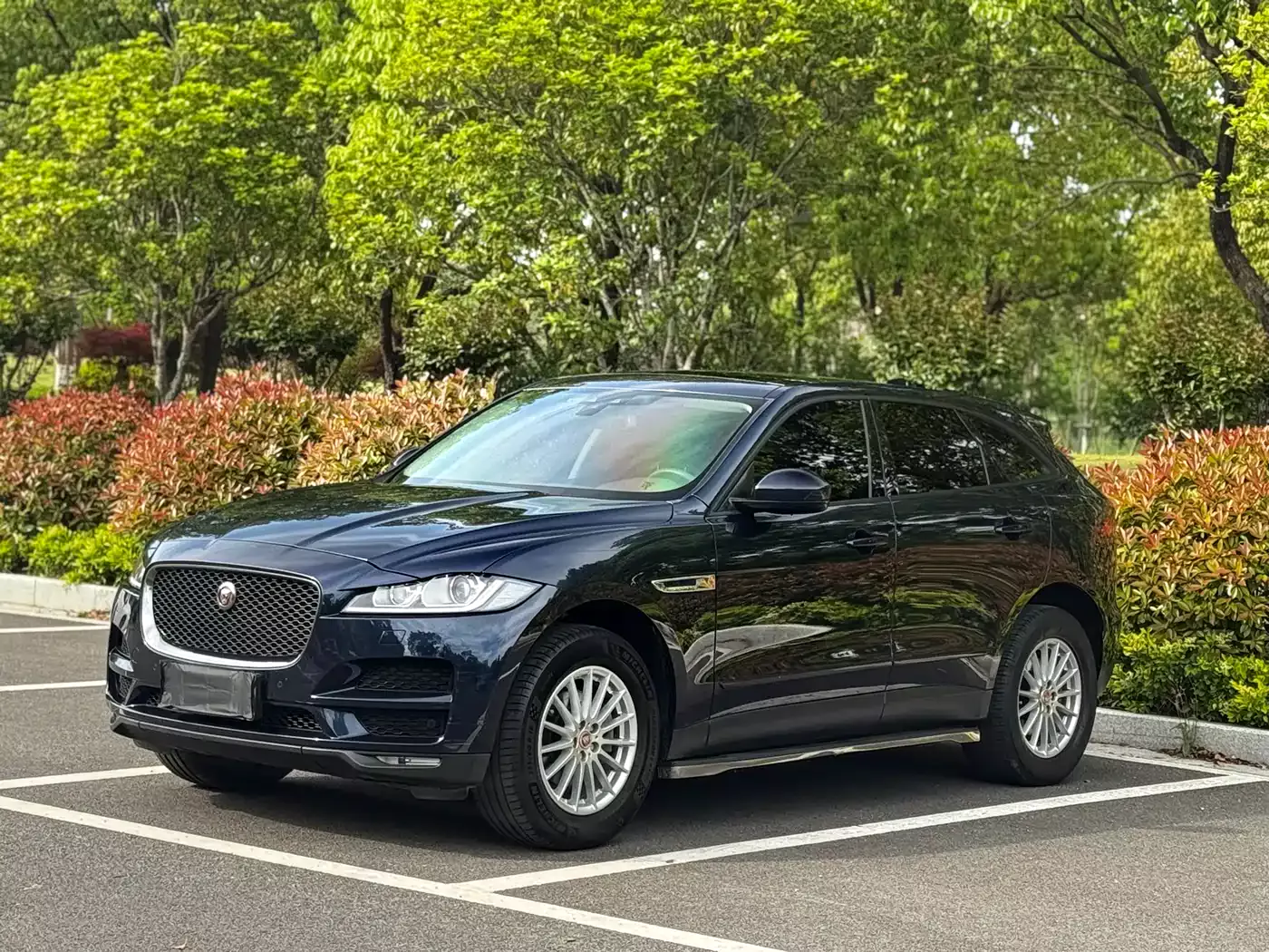 Jaguar F-PACE 2018 2.0T 4WD Urban Premium Edition