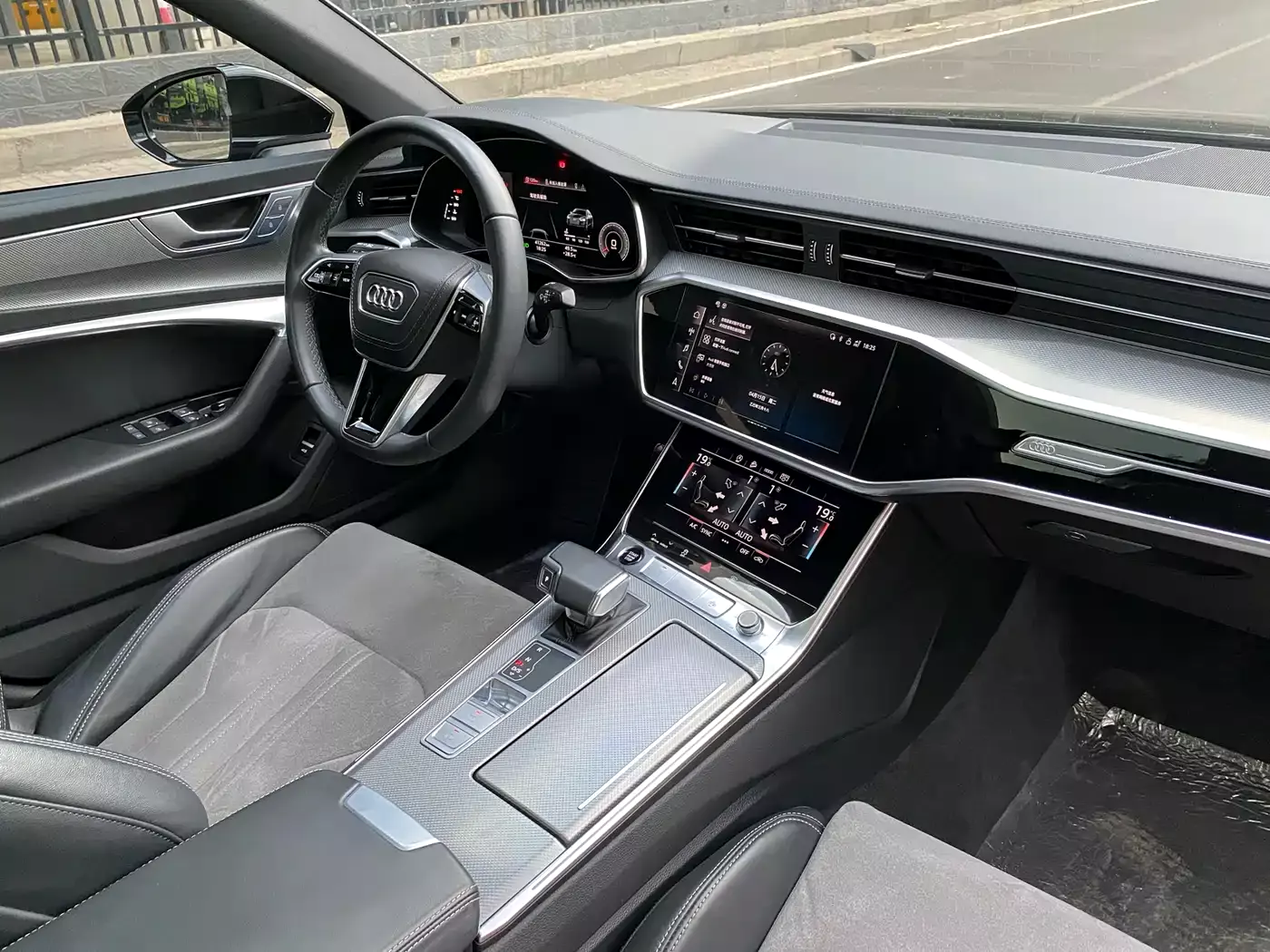 Audi A6L 2024 45 TFSI Premium Dynamic фото 18