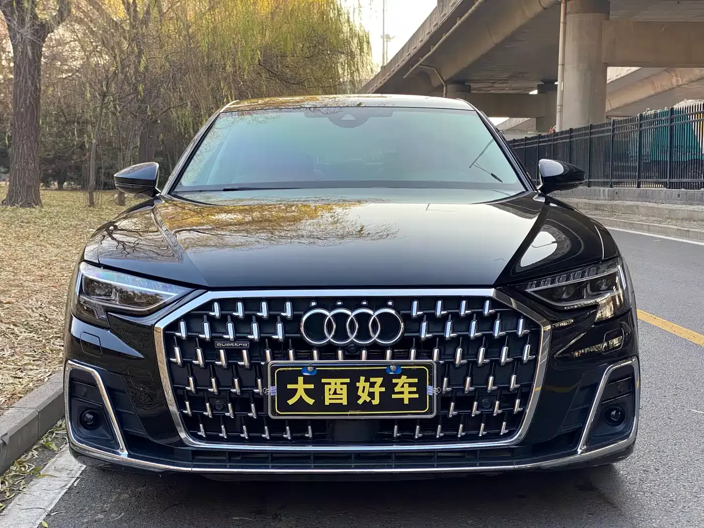 Audi A8 2024 Model A8L 50 TFSI quattro Premium Selection фото 2