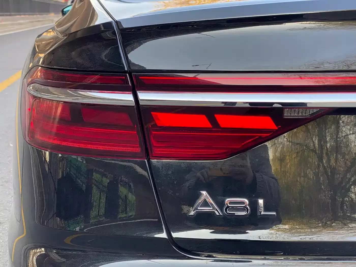 Audi A8 2024 Model A8L 50 TFSI quattro Premium Selection фото 9