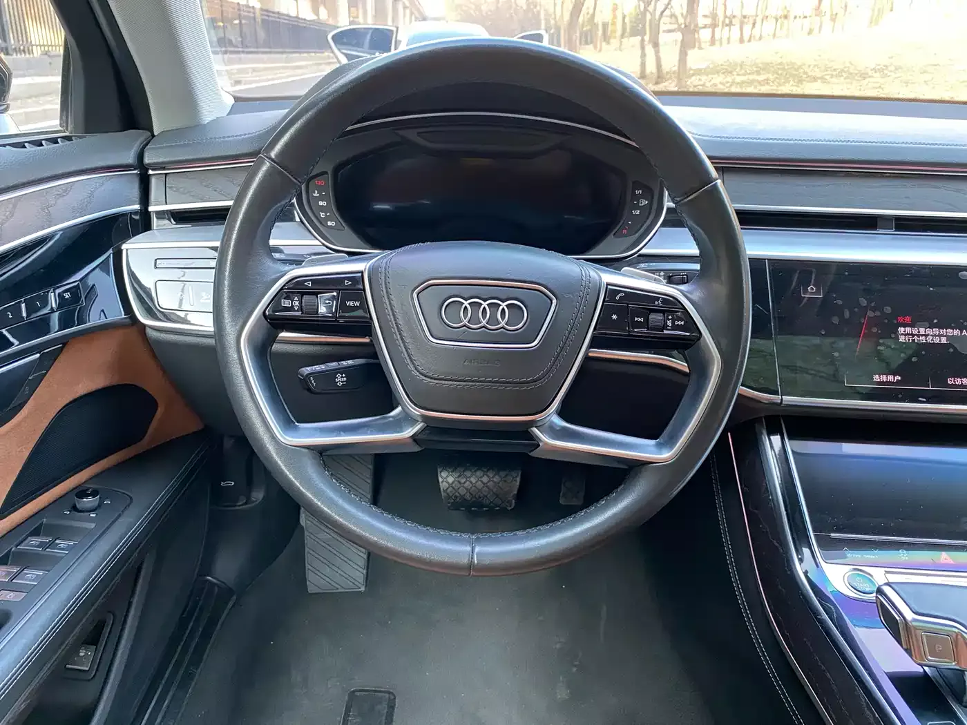 Audi A8 2024 Model A8L 50 TFSI quattro Premium Selection фото 13