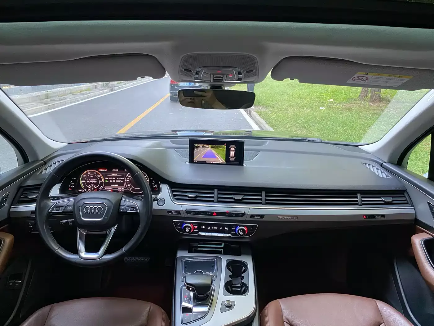 Audi Q7 New Energy 2019 55 e-tron фото 5