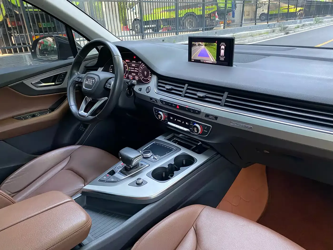 Audi Q7 New Energy 2019 55 e-tron фото 22