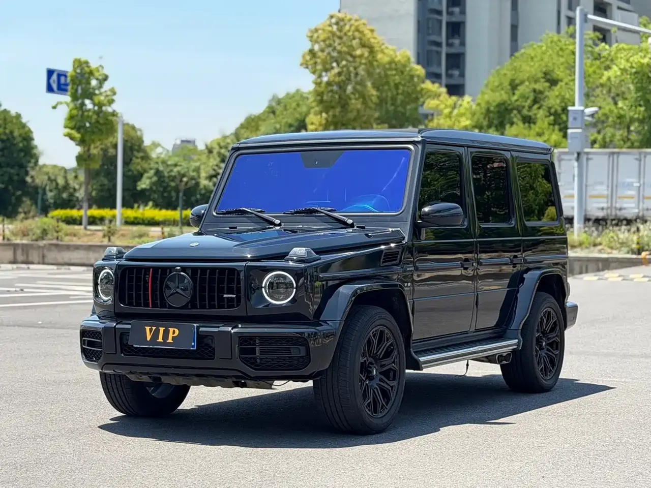 Mercedes-Benz G-Class 2018 G 500 designo Masterpiece Collector's Edition