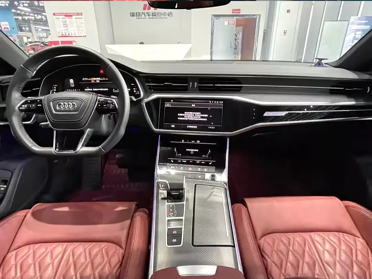 Audi A7L 2024 45 TFSI quattro S-line Black Warrior Edition фото 5