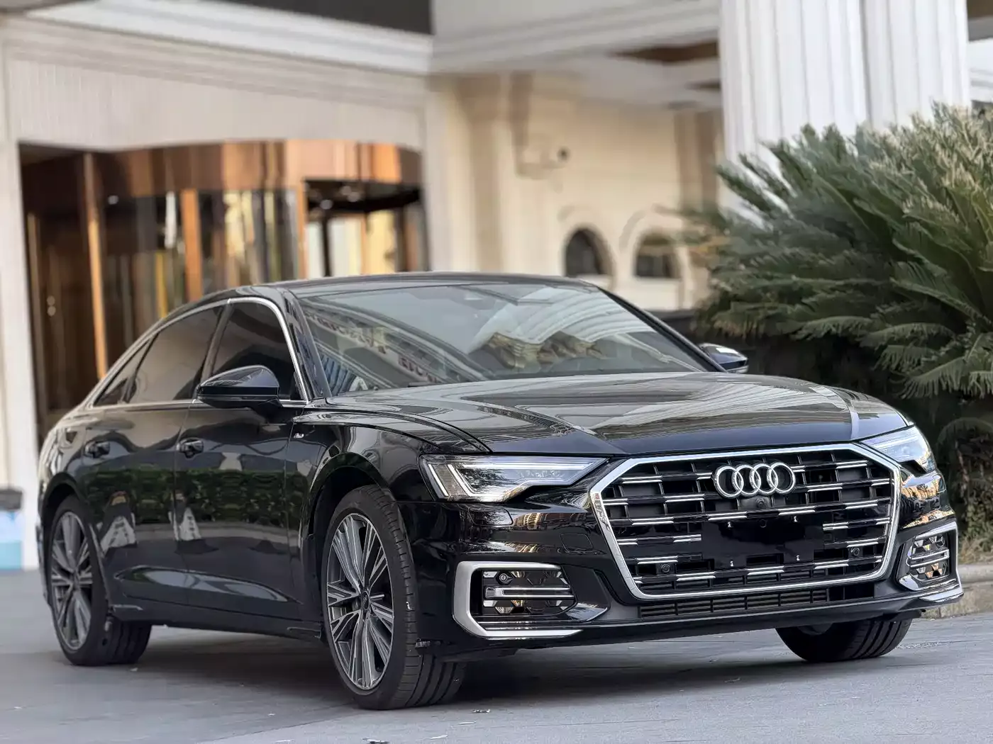 Audi A6L 2025 45 TFSI Premium Sport фото 3