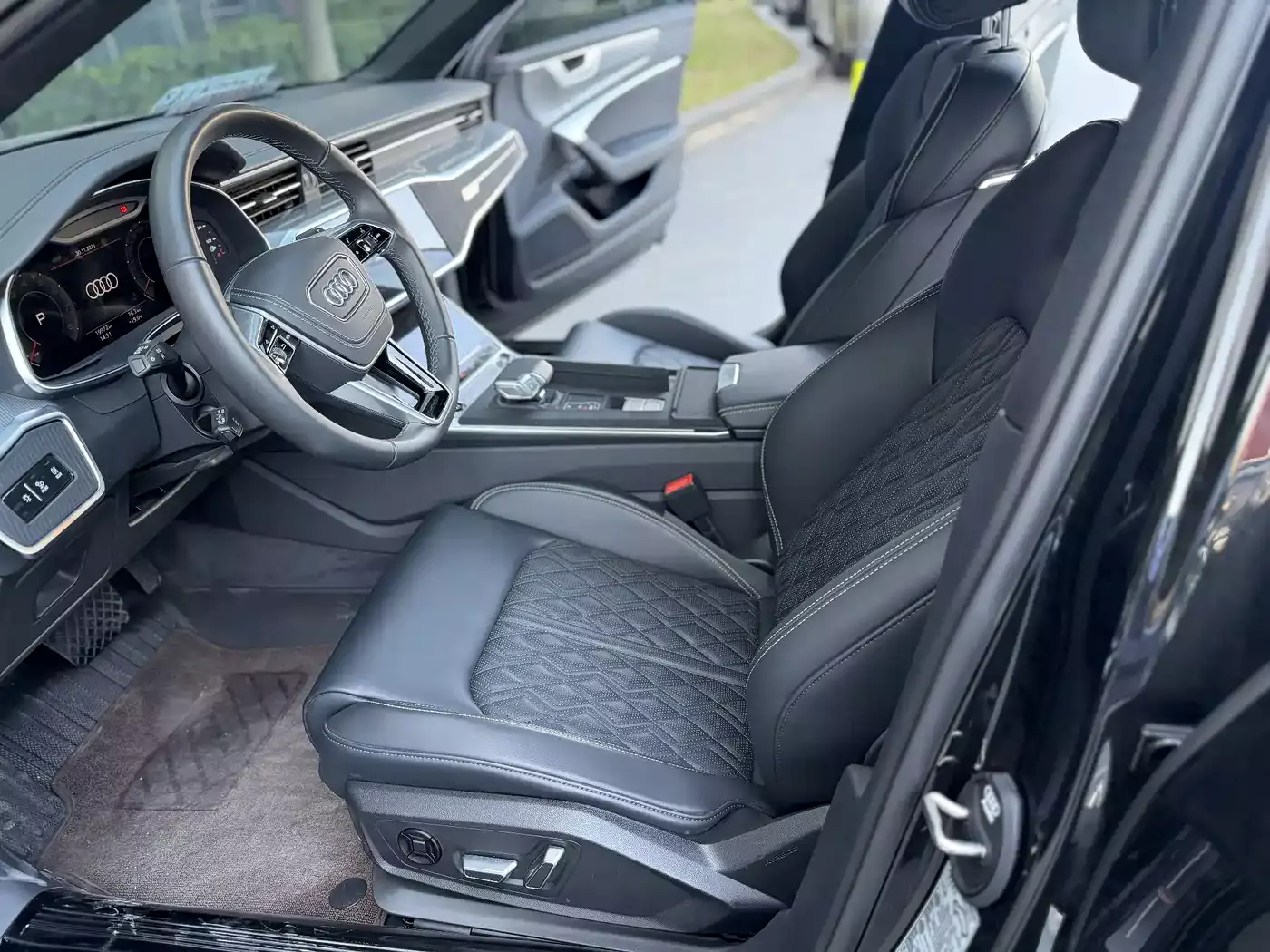Audi A6L 2025 45 TFSI Premium Sport фото 6