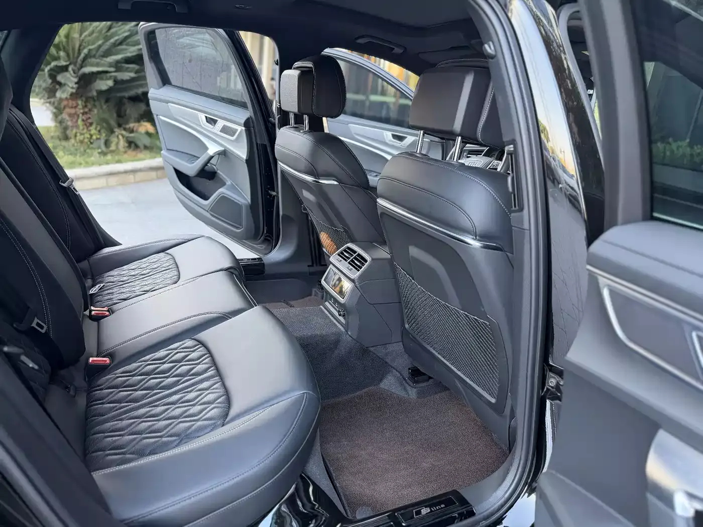 Audi A6L 2025 45 TFSI Premium Sport фото 7