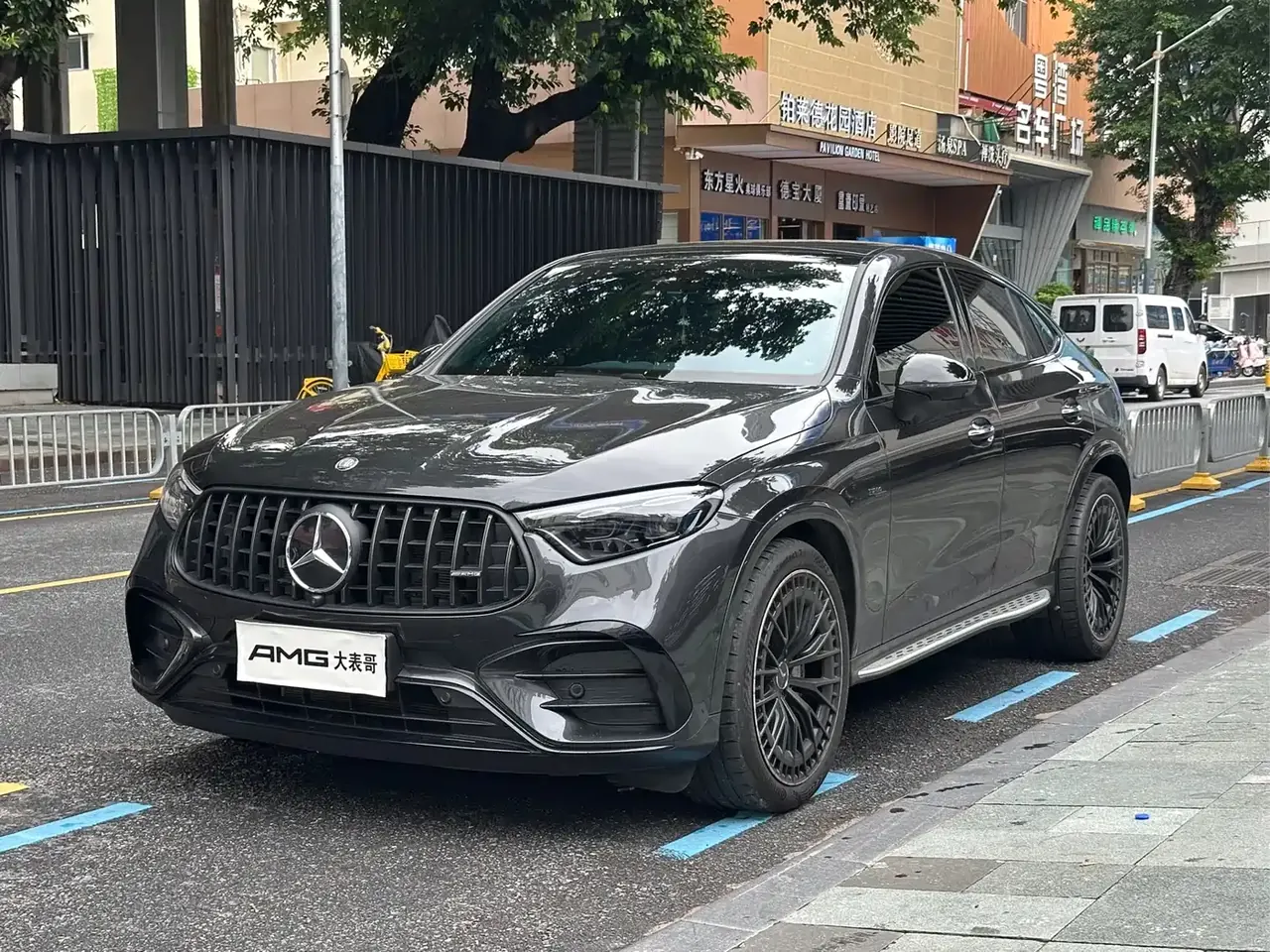 Mercedes-Benz GLC Coupe AMG 2024 AMG GLC 43 4MATIC Coupe SUV