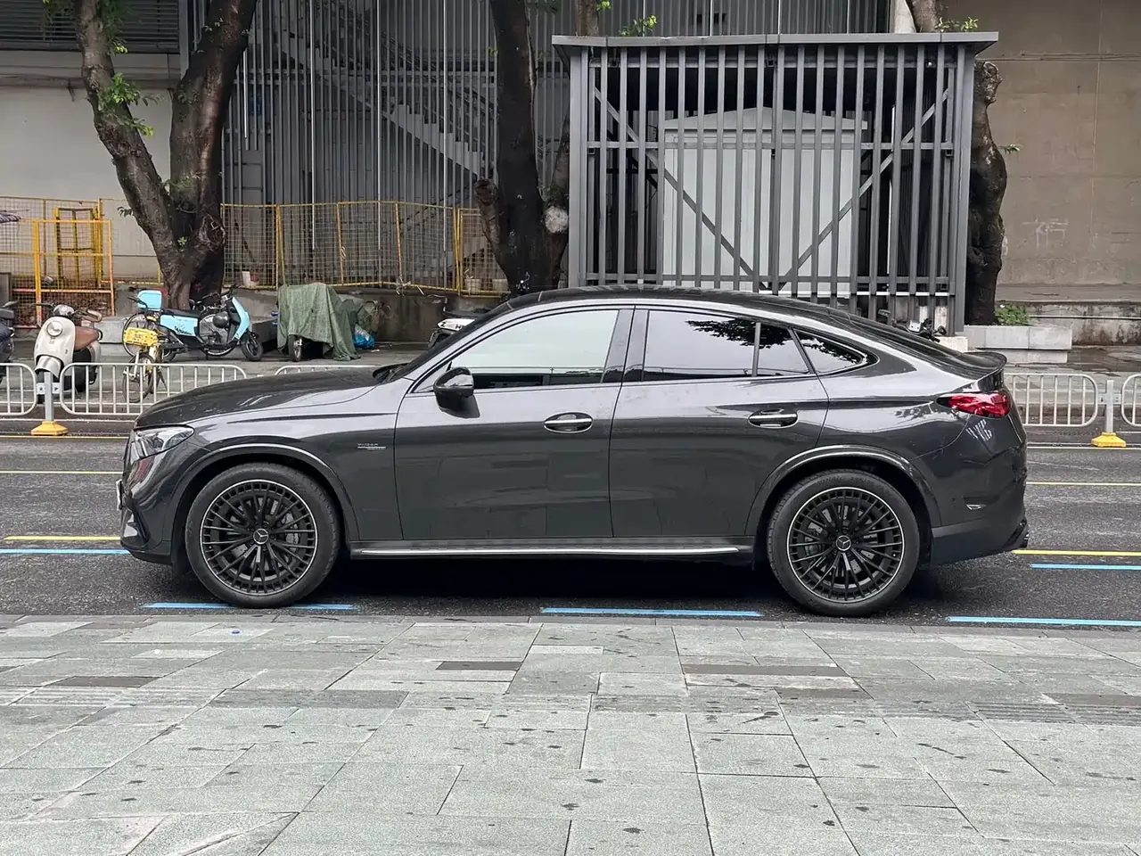 Mercedes-Benz GLC Coupe AMG 2024 AMG GLC 43 4MATIC Coupe SUV фото 3
