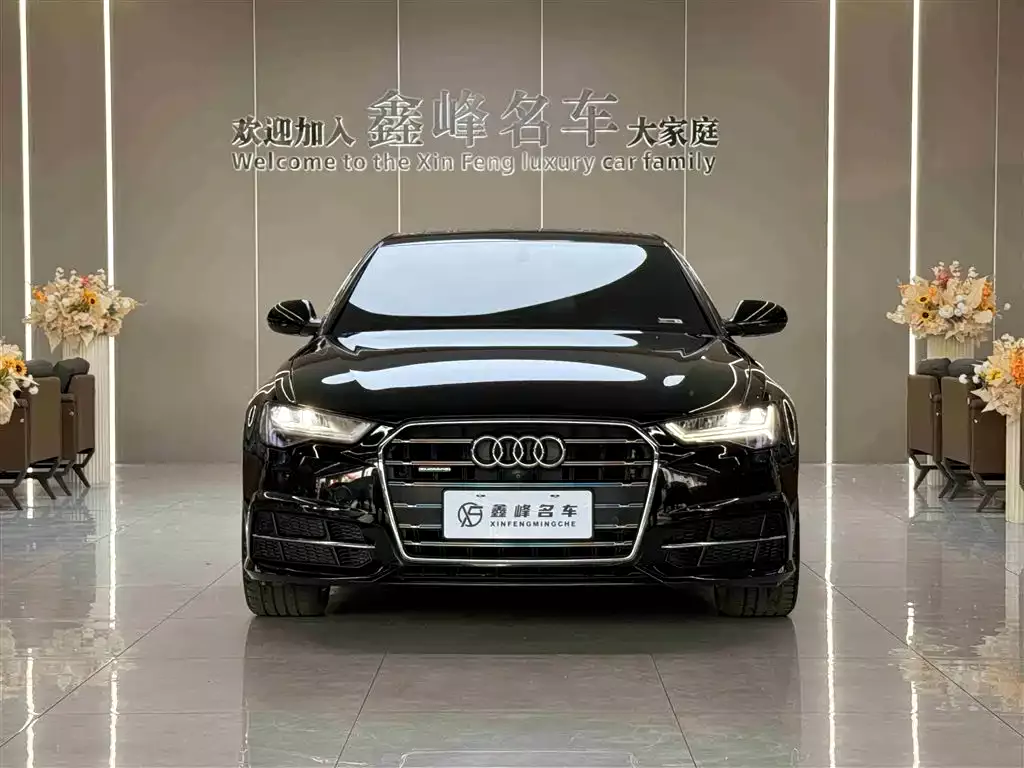 Audi A6L 2018 30th Anniversary 45 TFSI quattro Sport фото 2