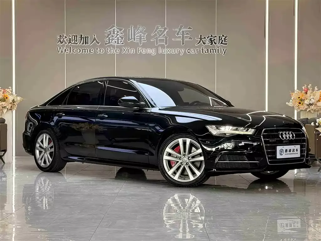 Audi A6L 2018 30th Anniversary 45 TFSI quattro Sport фото 3