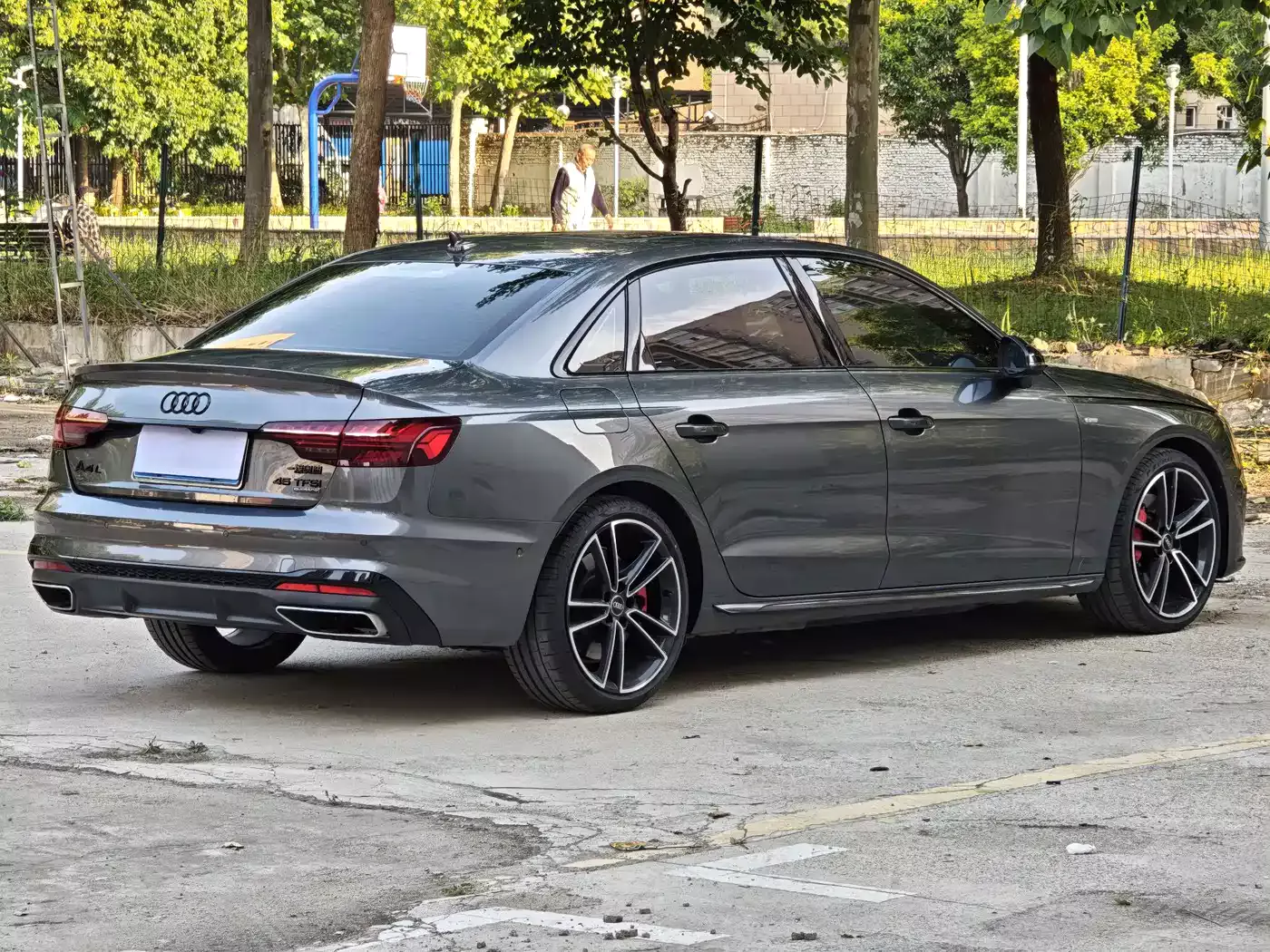 Audi A4L 2024 45 TFSI quattro Premium Dynamic фото 5