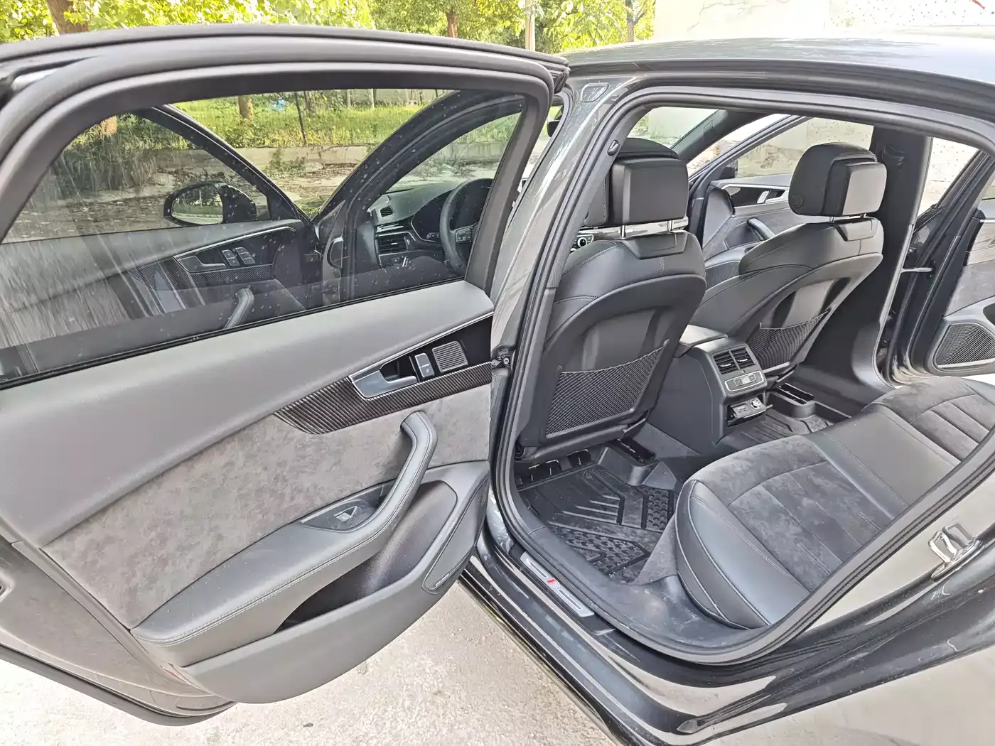 Audi A4L 2024 45 TFSI quattro Premium Dynamic фото 8