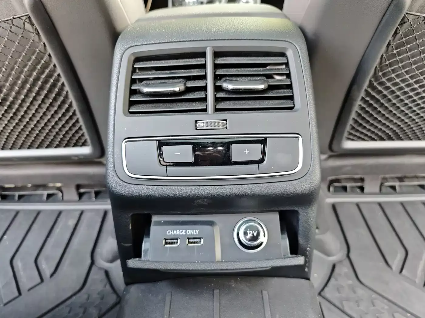 Audi A4L 2024 45 TFSI quattro Premium Dynamic фото 11