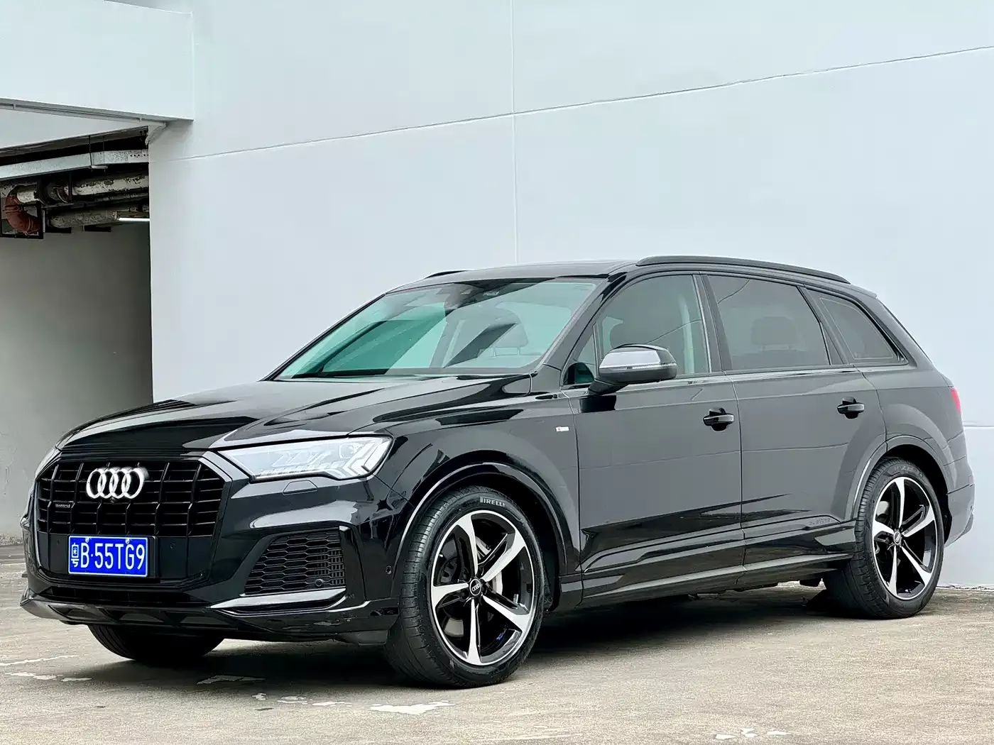 Audi Q7 2023 55 TFSI quattro S line Sport