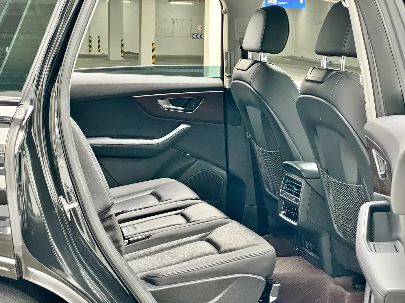 Audi Q7 2023 55 TFSI quattro S line Sport фото 11
