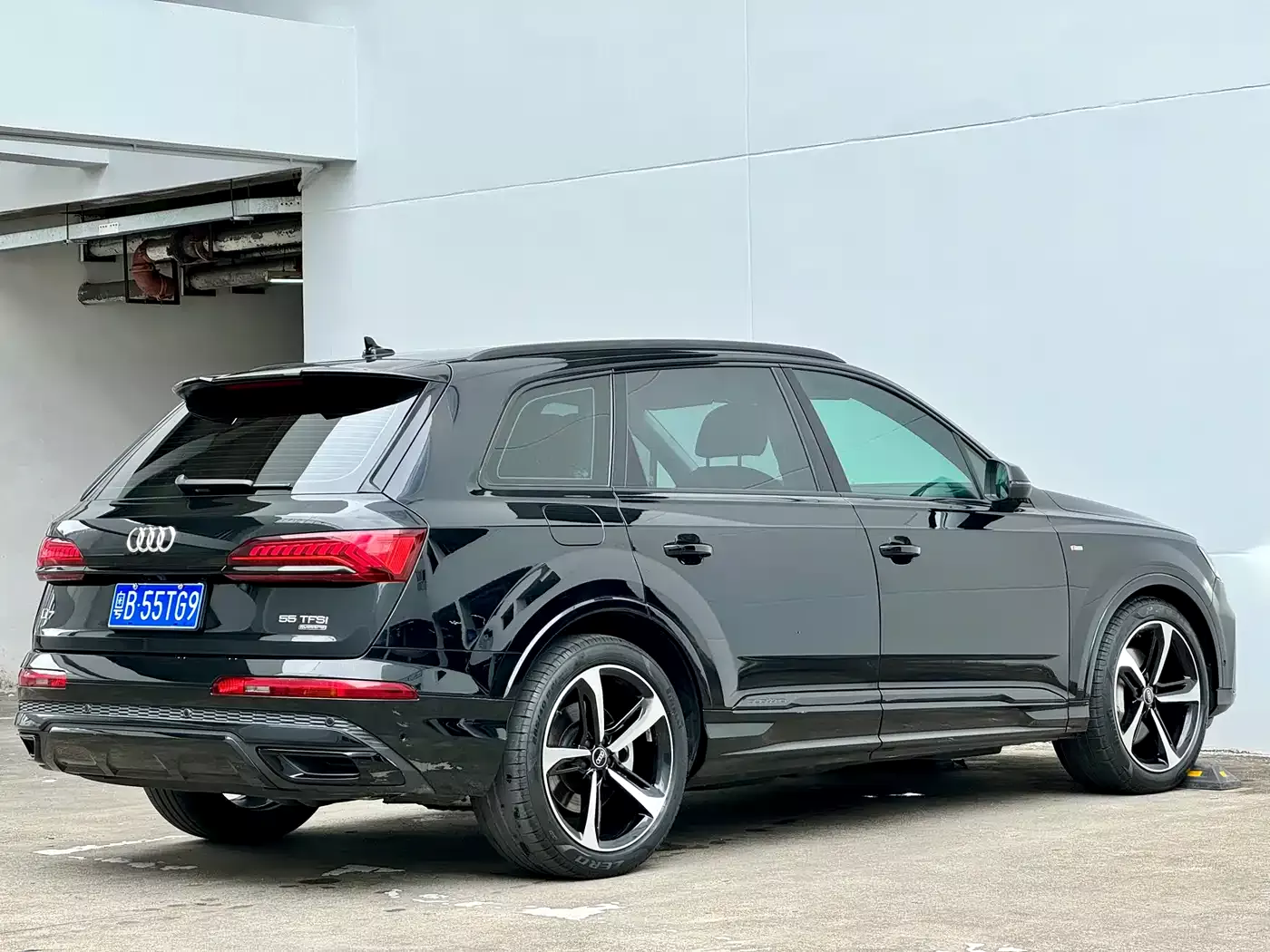 Audi Q7 2023 55 TFSI quattro S line Sport фото 16