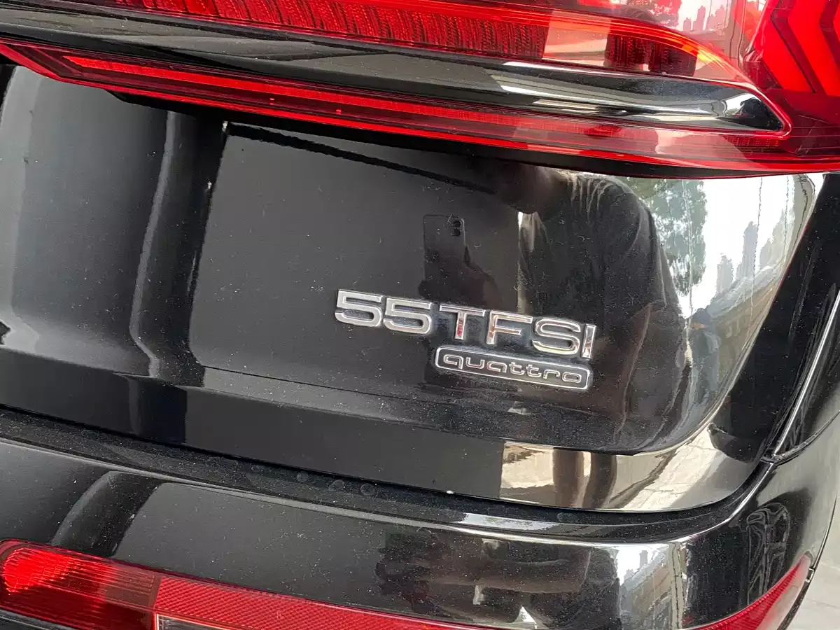 Audi Q7 2022 55 TFSI quattro S line Ice & Snow Edition фото 14