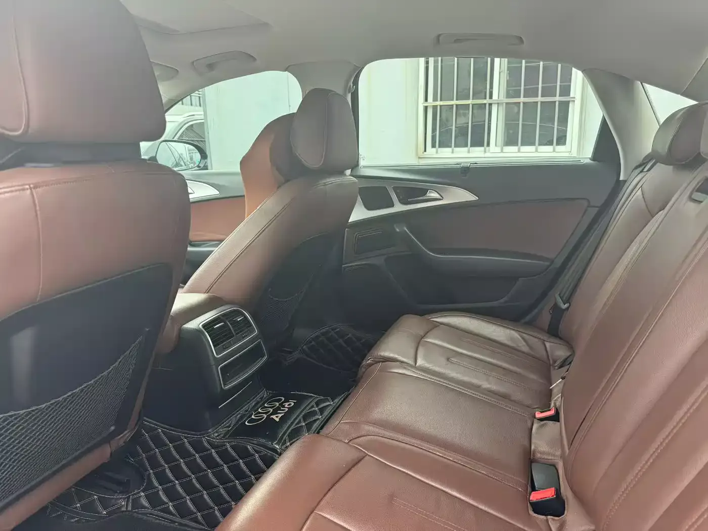 Audi A6L 2015 TFSI Millionth Anniversary Intelligent Leader Type фото 5