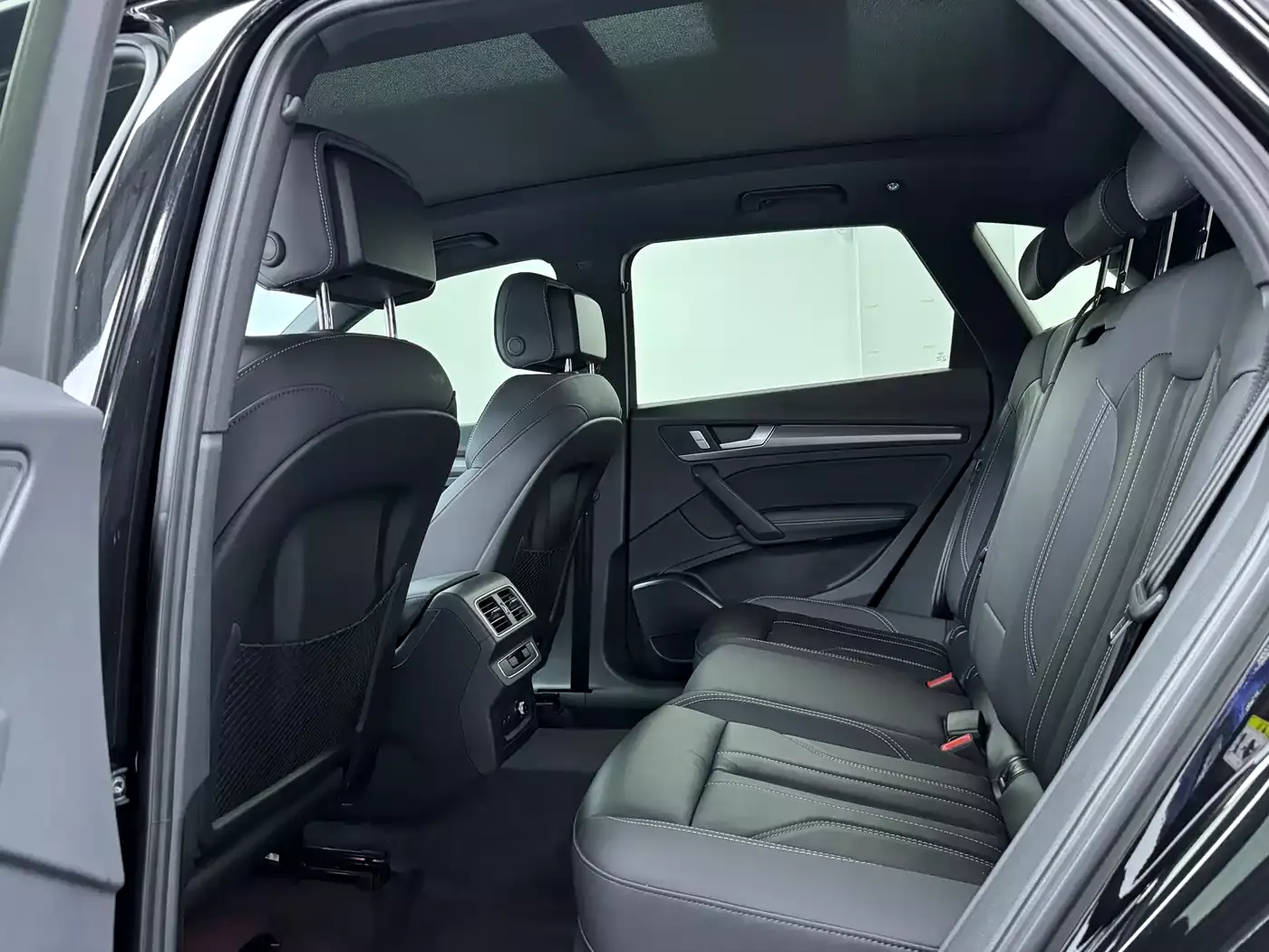 Audi Q5L 2023 40T Luxury Dynamic фото 13