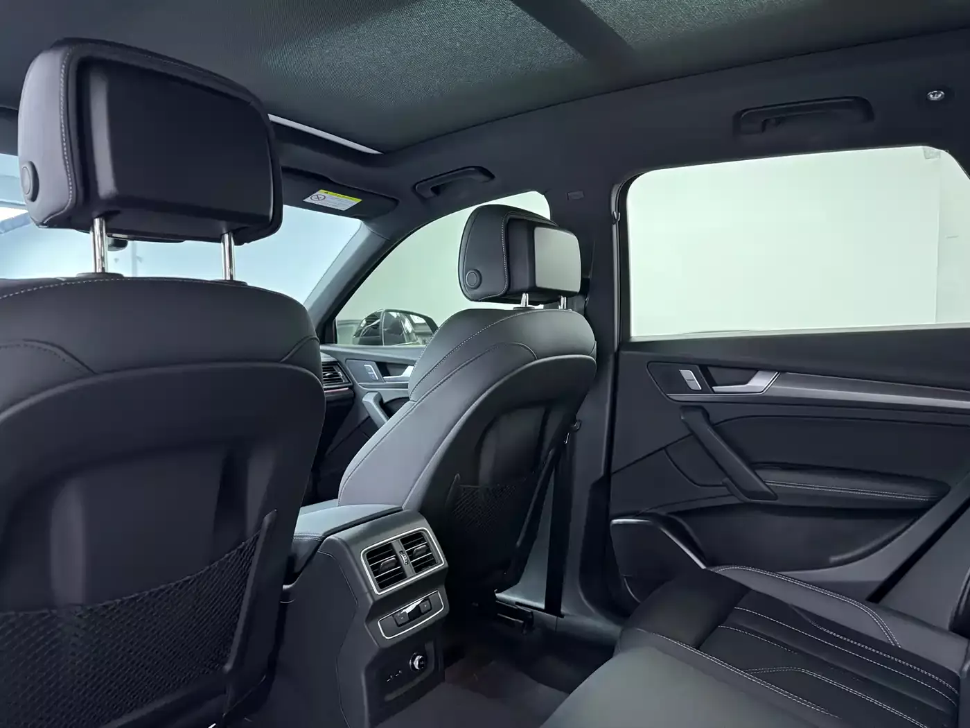 Audi Q5L 2023 40T Luxury Dynamic фото 14