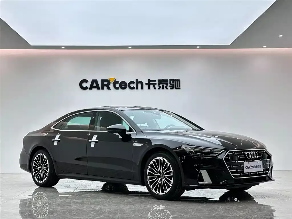 Audi A7L 2024 45 TFSI Luxury фото 6