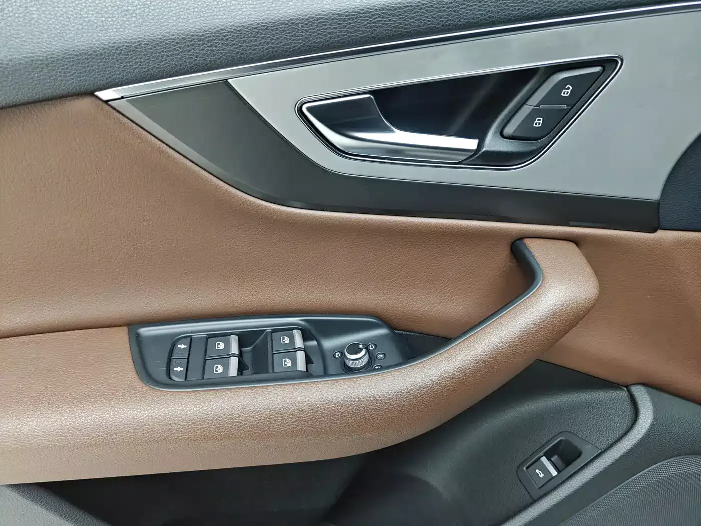 Audi Q7 2016 45 TFSI Technology фото 18