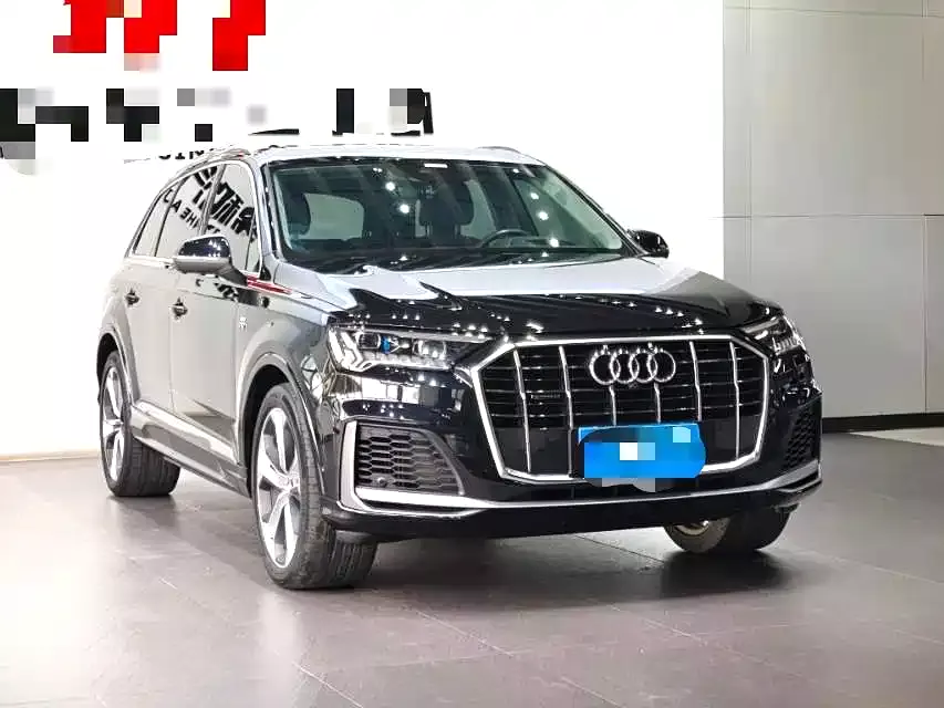 Audi Q7 2020 55 TFSI quattro S line Premium фото 3