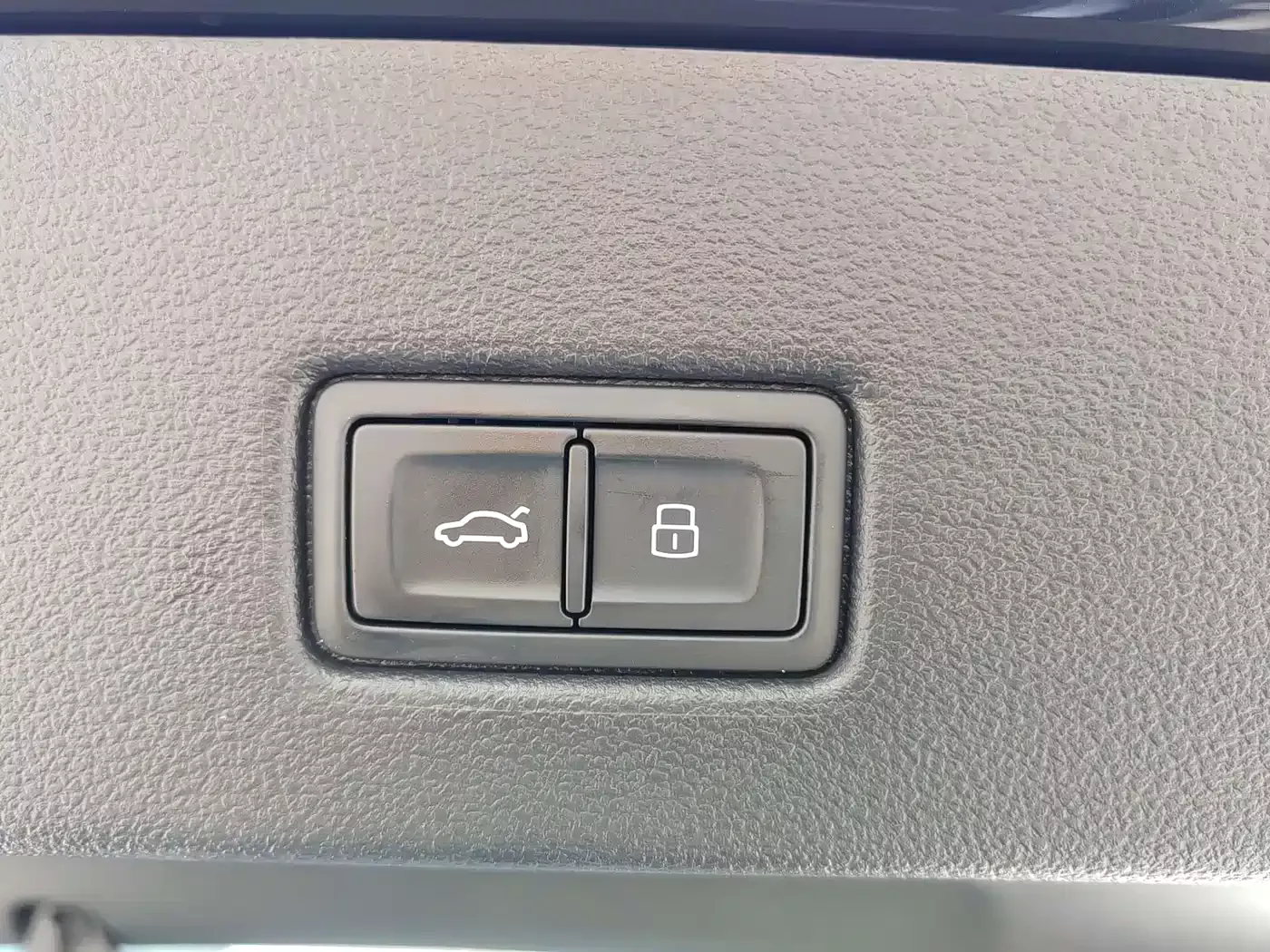Audi A7 2023 Model 45 TFSI Premium Selection Edition фото 23