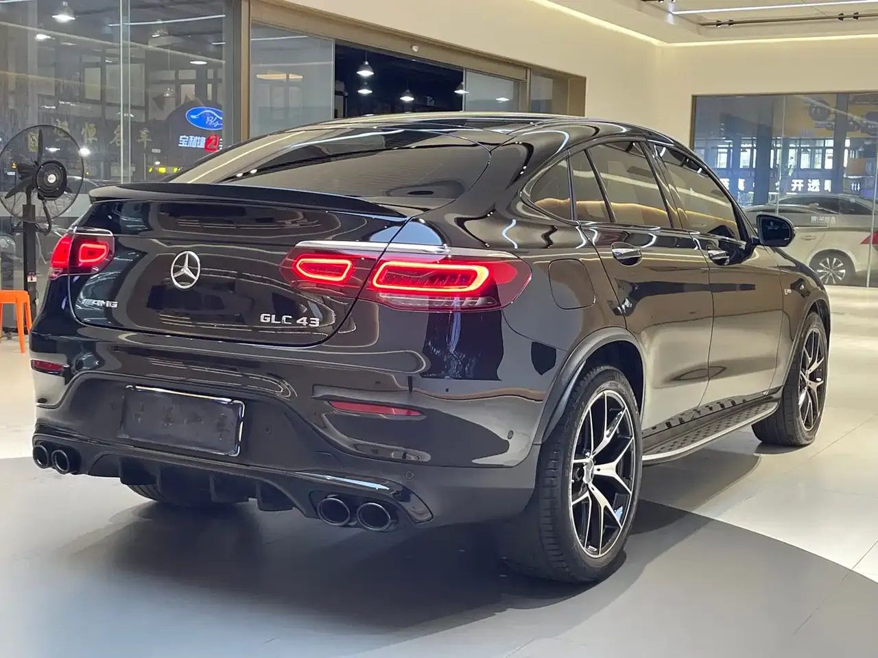 Mercedes-Benz GLC Coupe AMG 2022 AMG GLC 43 4MATIC Coupe SUV фото 26