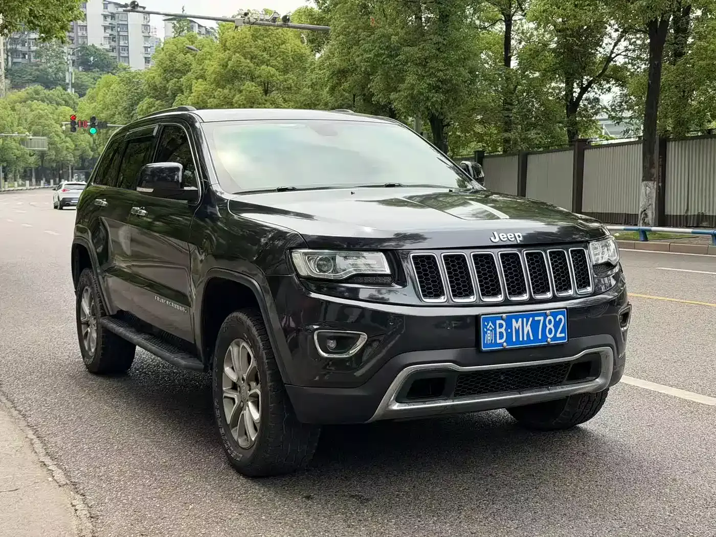 Jeep Grand Cherokee (Import) 2014 3.0TD Diesel Comfort Navigation Edition фото 3