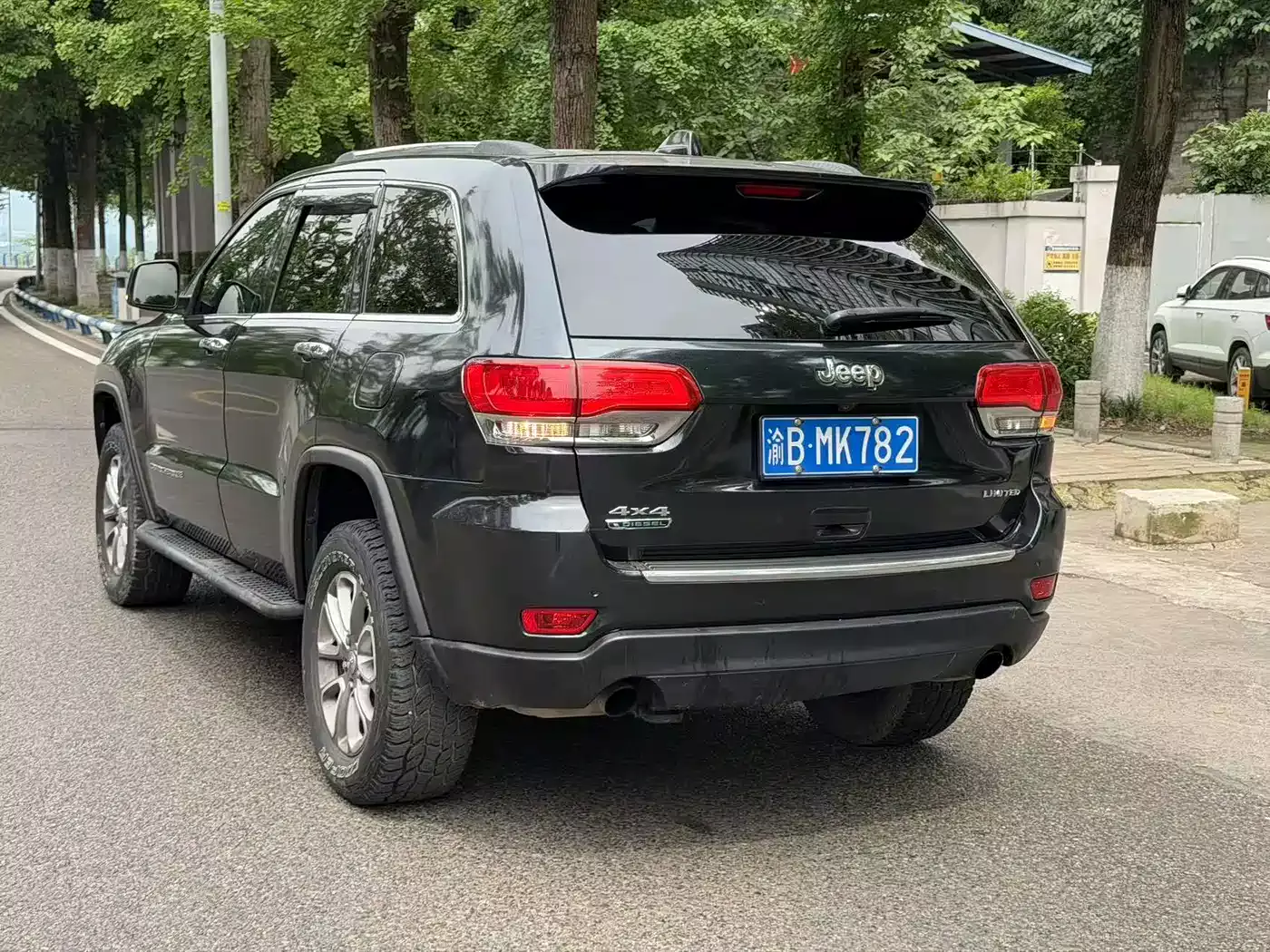 Jeep Grand Cherokee (Import) 2014 3.0TD Diesel Comfort Navigation Edition фото 7