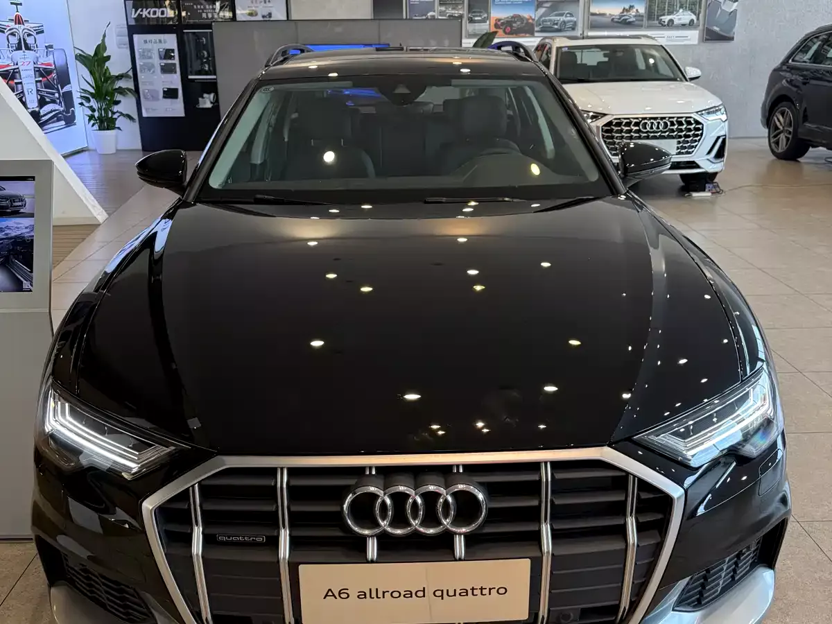 Audi A6 (Import) 2025 allroad quattro 55 TFSI Grand Explorer фото 2