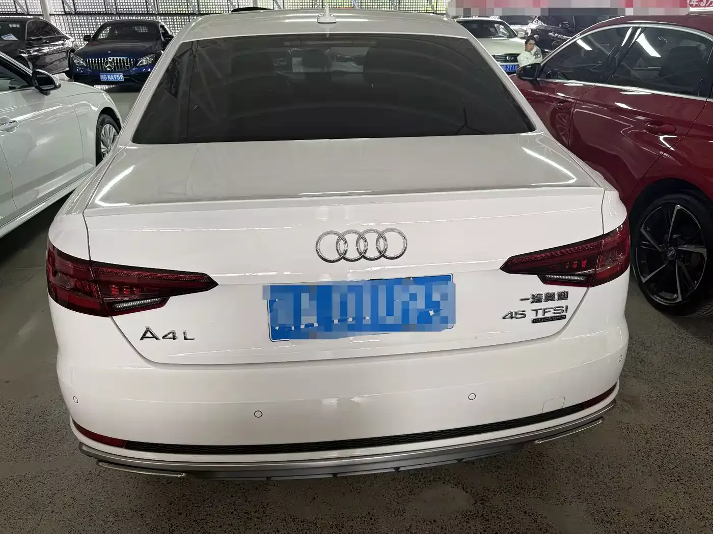 Audi A4L 2019 45 TFSI quattro Personality Sport (China V) фото 5