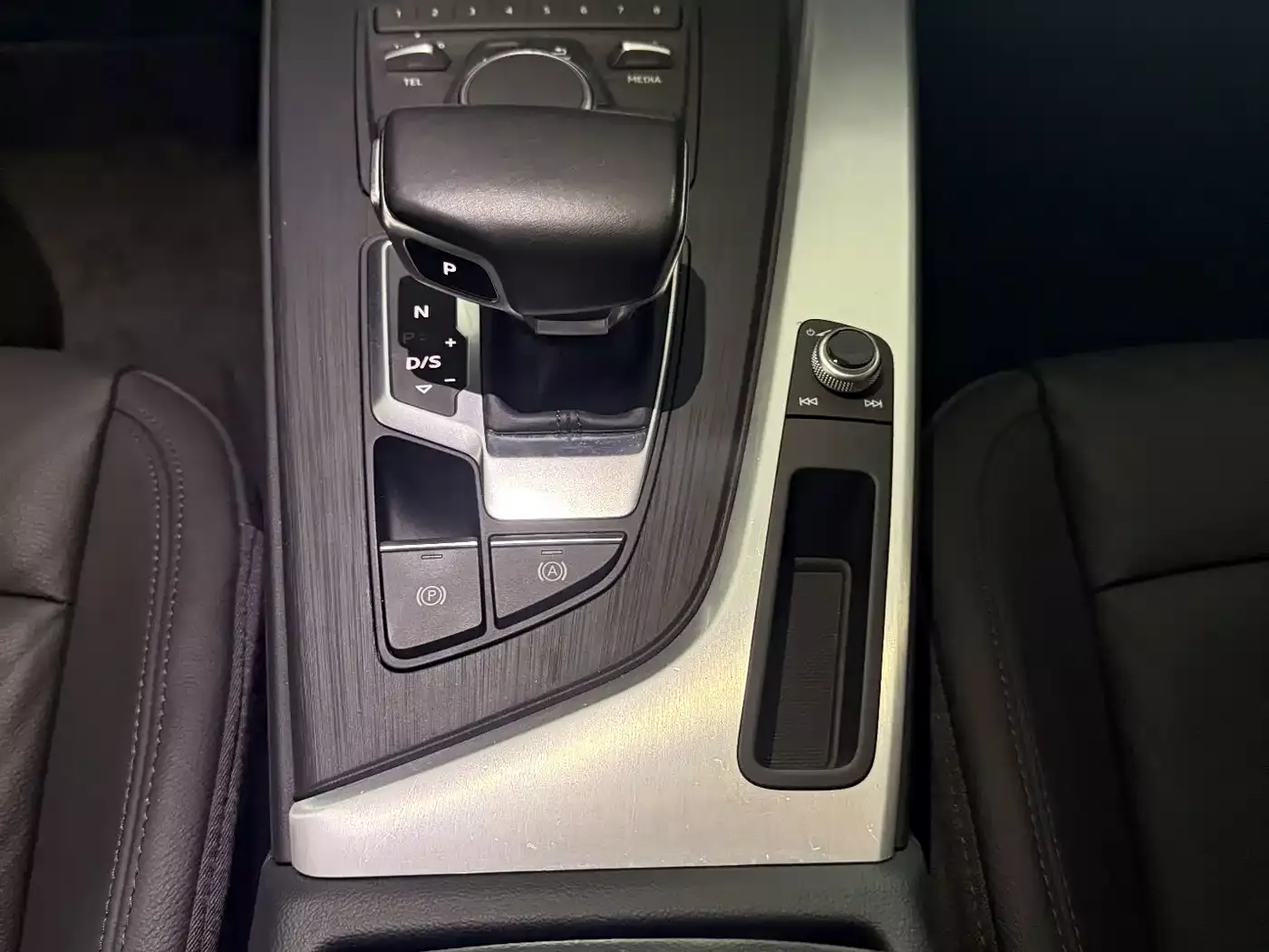 Audi A4L 2019 45 TFSI quattro Personality Sport (China V) фото 11