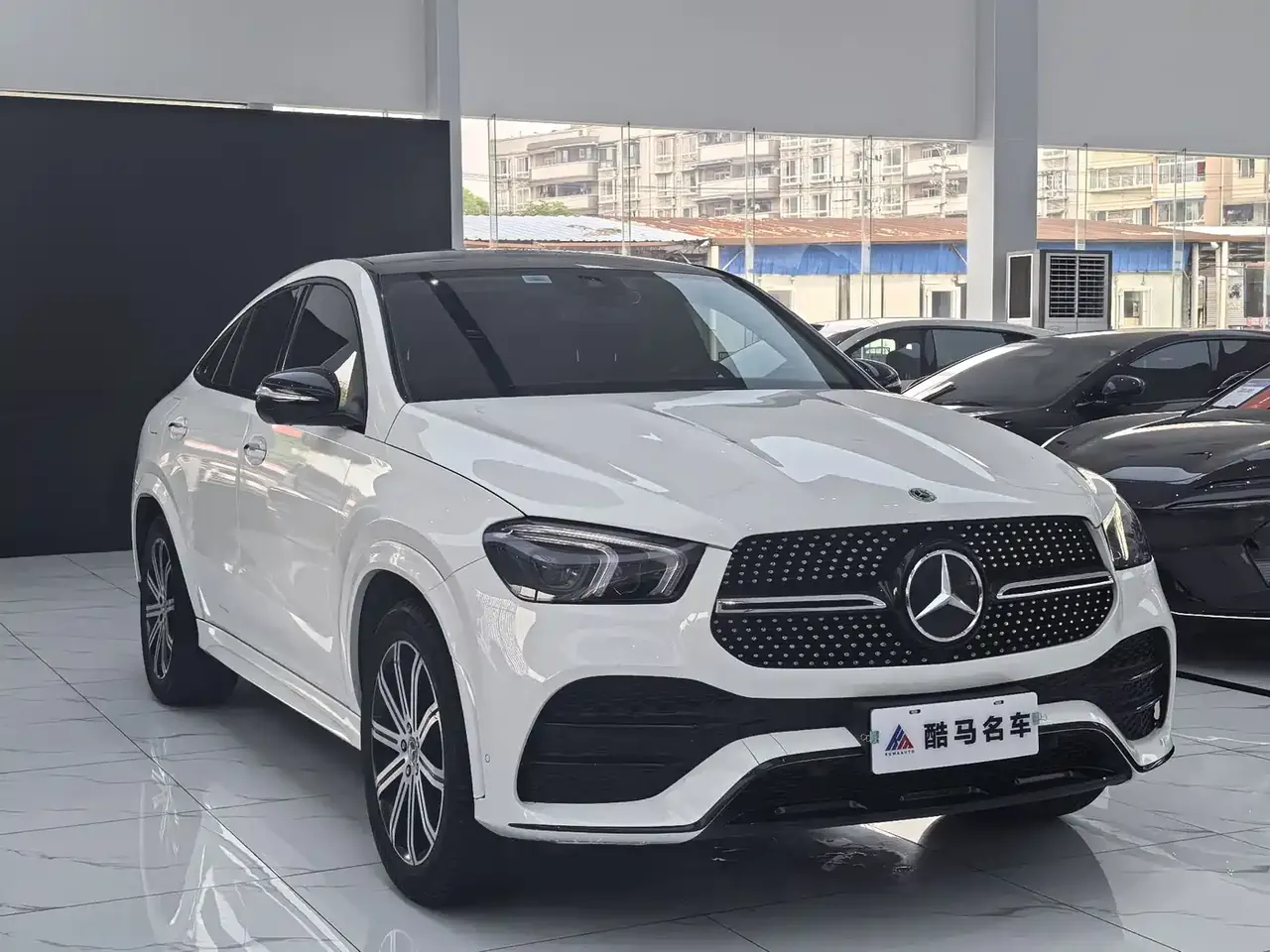 Mercedes-Benz GLE Coupe 2020 GLE 350 4MATIC Coupe SUV Luxury фото 3