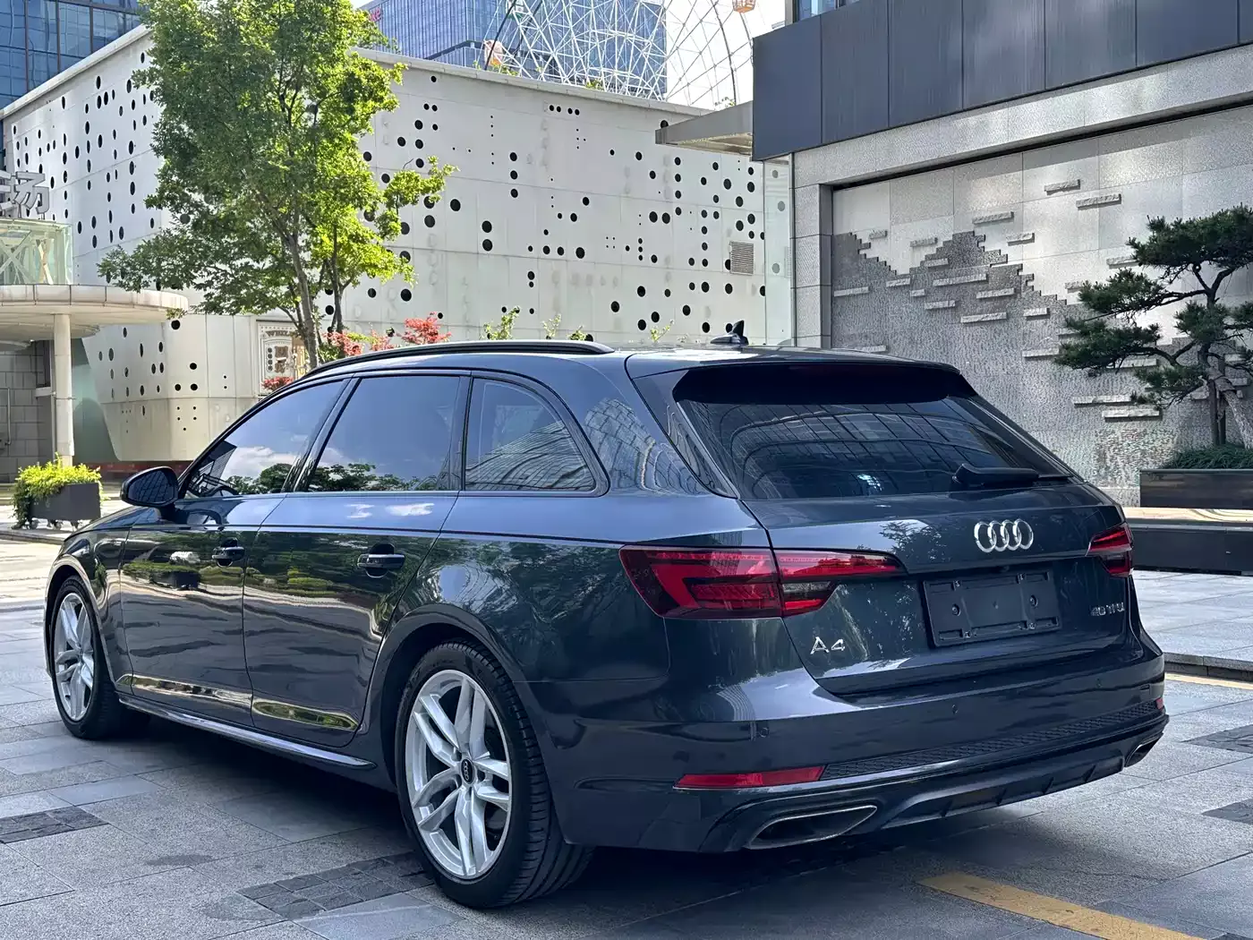 Audi A4 (Import) 2020 Avant Pioneer 40 TFSI Luxury Sport фото 6