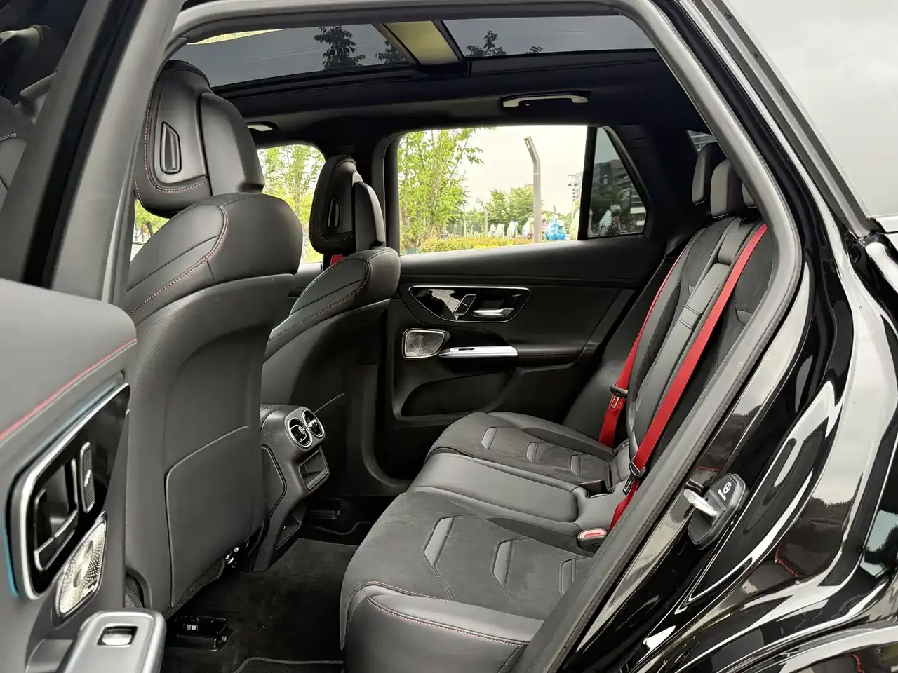 Mercedes-Benz GLC AMG 2026 AMG GLC 43 4MATIC фото 11