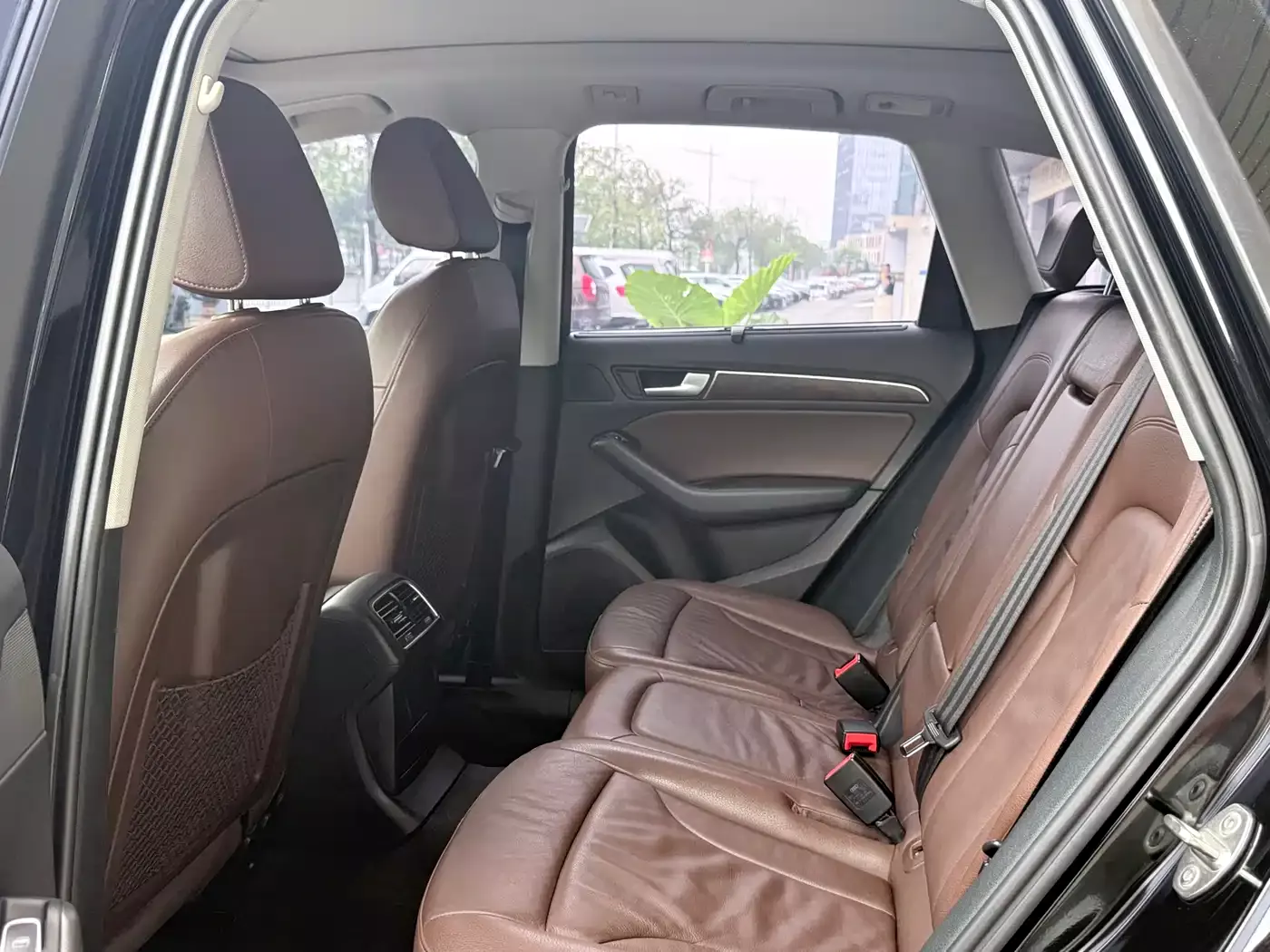 Audi Q5 (Import) 2013 Model 40 TFSI hybrid фото 5