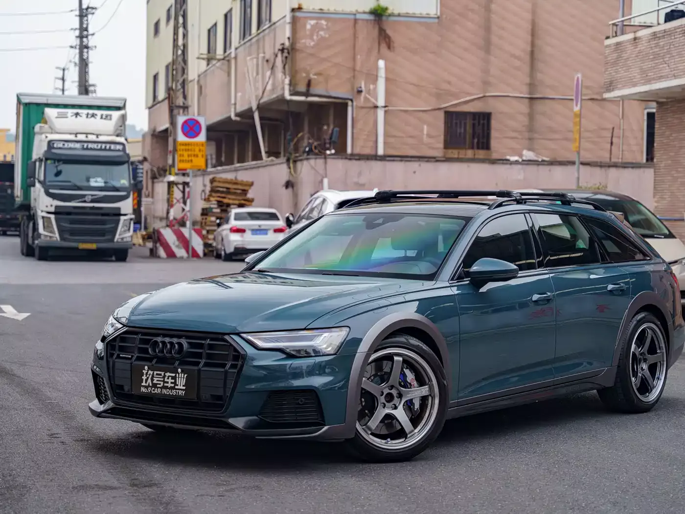 Audi A6 (Import) 2020 allroad quattro Explorer 55 TFSI Premium Off-Road фото 5
