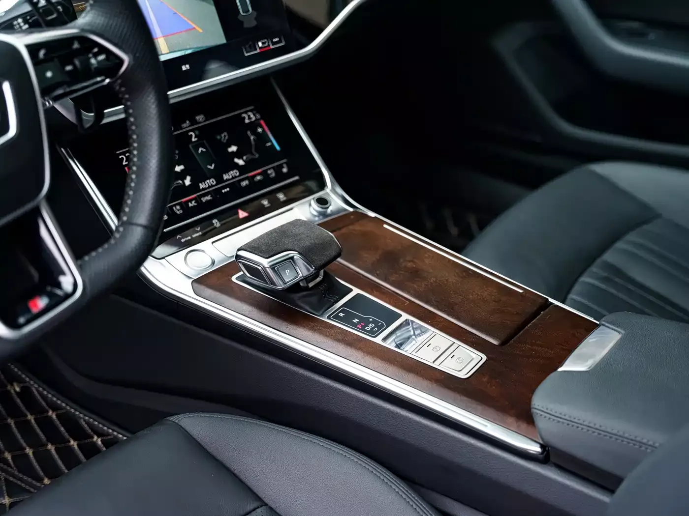 Audi A6 (Import) 2020 allroad quattro Explorer 55 TFSI Premium Off-Road фото 12