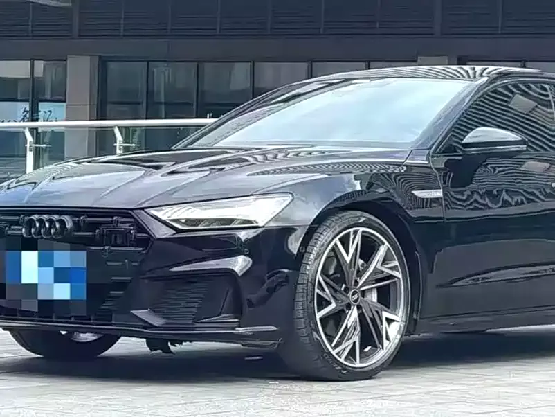 Audi A7L 2023 45 TFSI quattro S-line Black Warrior Edition
