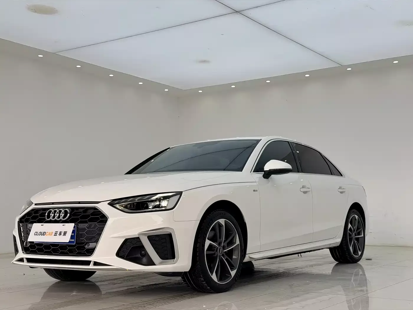 Audi A4L 2022 40 TFSI Luxury Dynamic