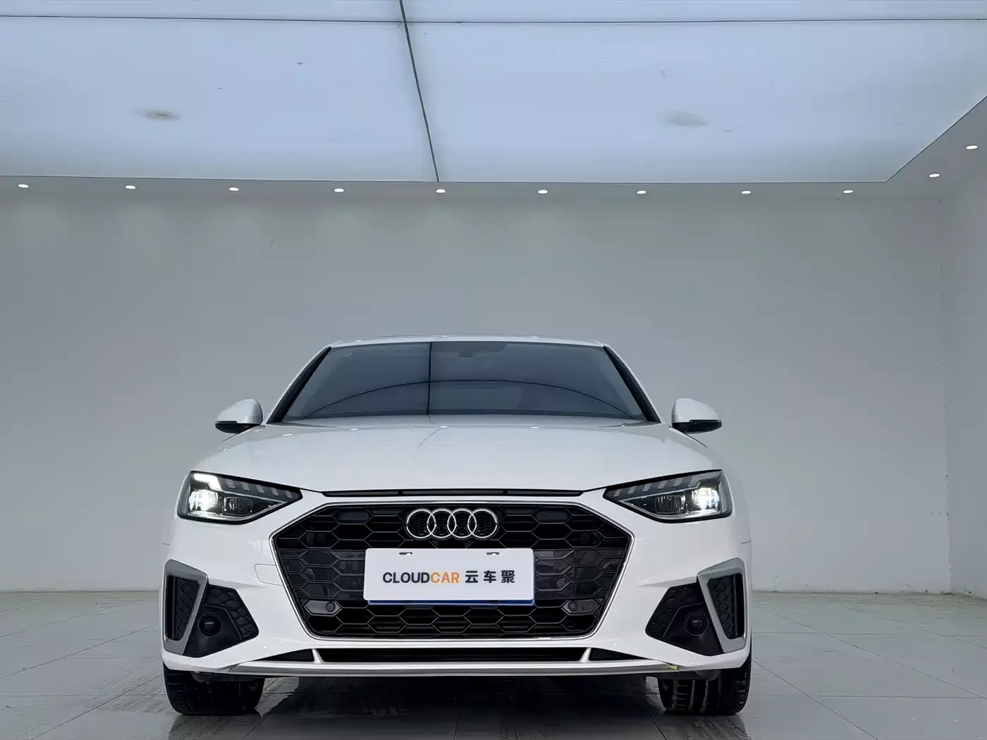 Audi A4L 2022 40 TFSI Luxury Dynamic фото 2