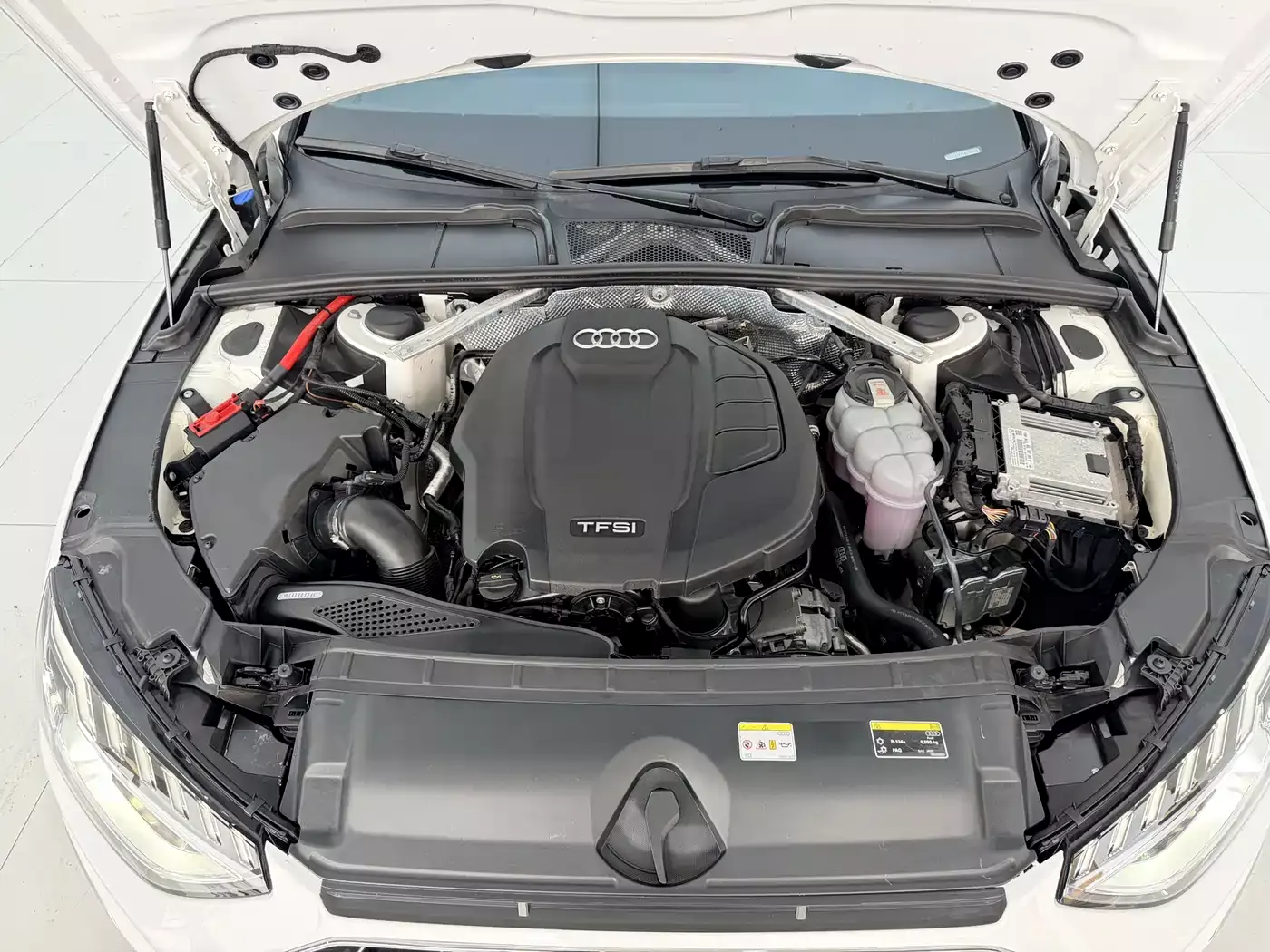 Audi A4L 2022 40 TFSI Luxury Dynamic фото 7