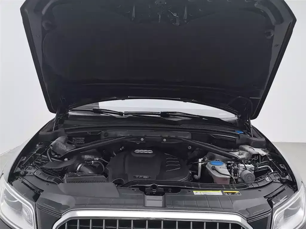 Audi Q5 2017 Plus 40 TFSI Technology фото 6