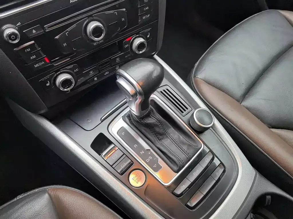 Audi Q5 2017 Plus 40 TFSI Technology фото 13