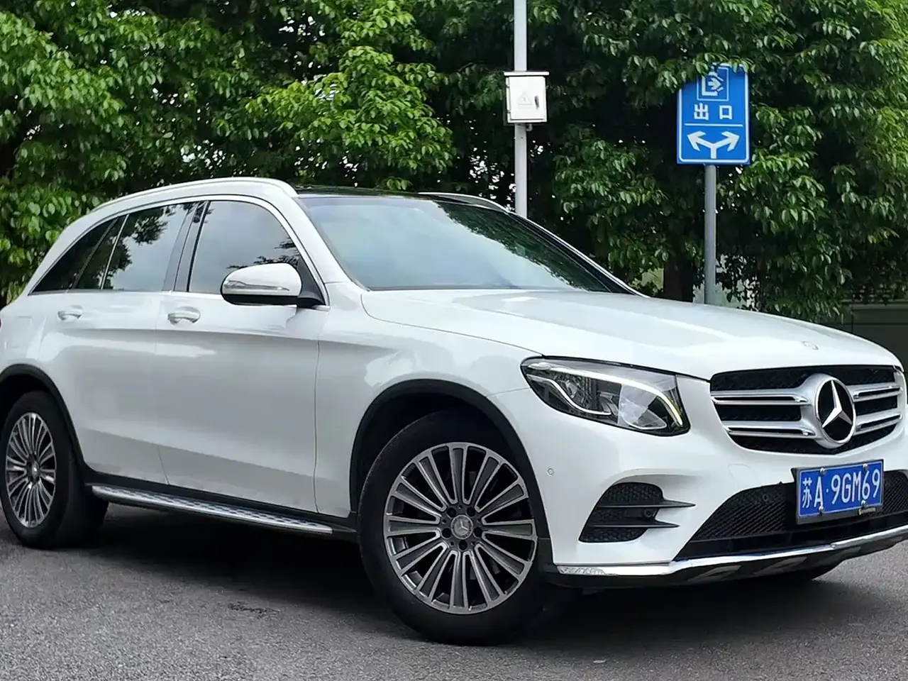 Mercedes-Benz GLC 2017 GLC 260 4MATIC Dynamic фото 3